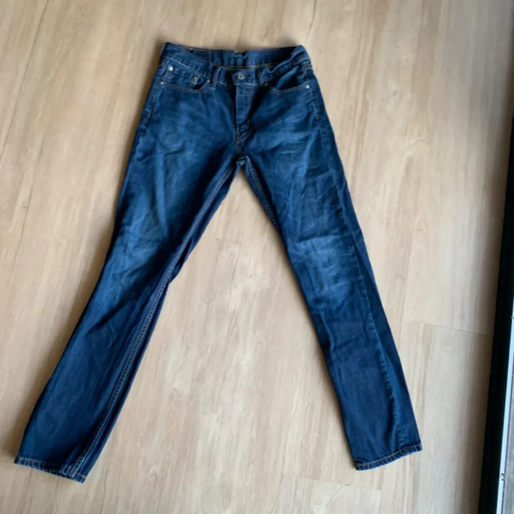 Levis 511 Jeans Men’s 30X32 Blue 511 Slim Fit Denim Med Wash straight leg